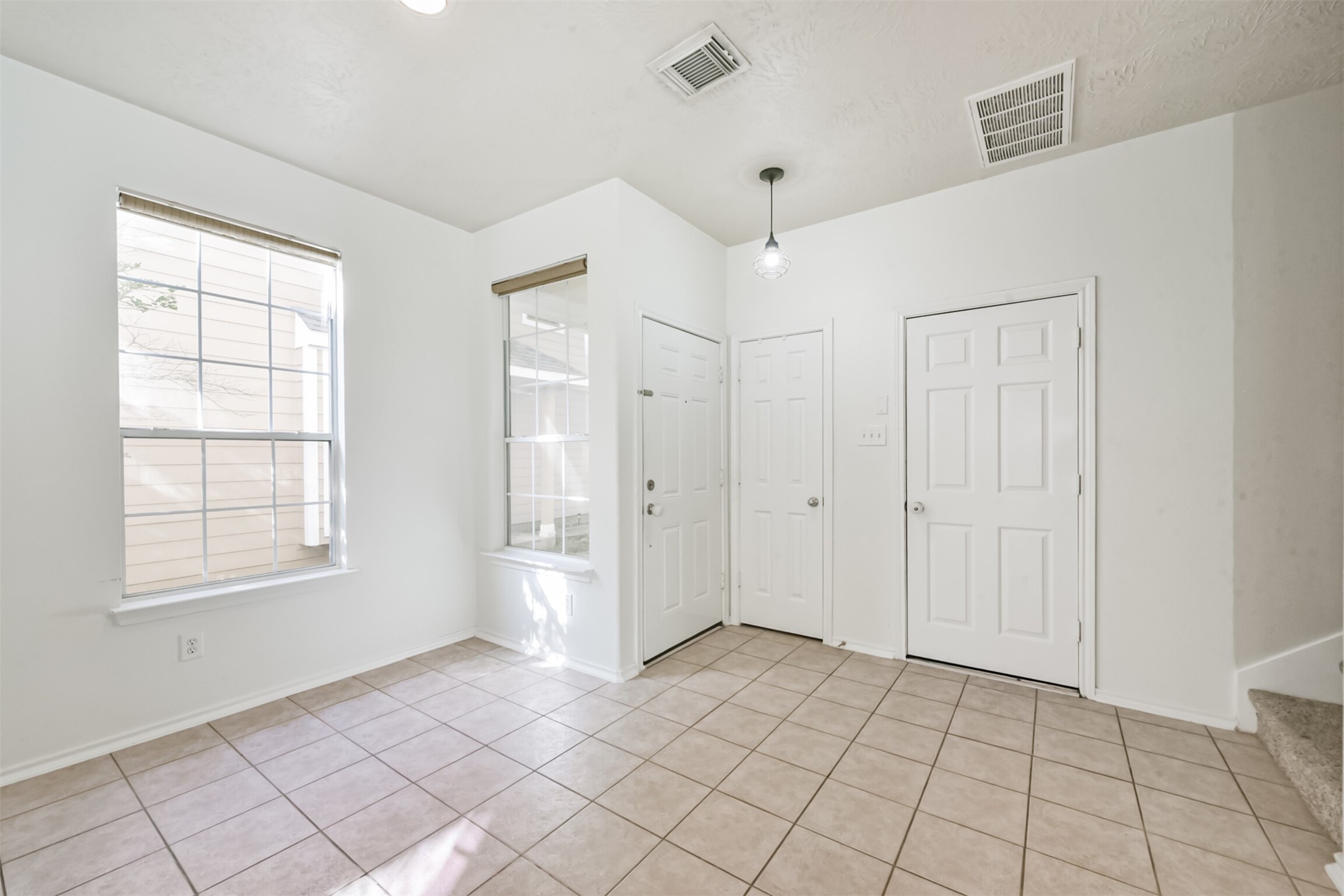 17538 Olympic Park Lane Humble, TX 77346 - Photo 7 of 21 Dining/Breakfast Area