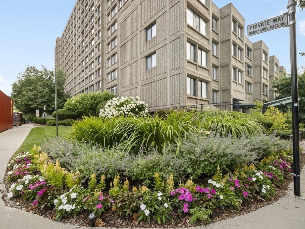 1731 Beacon Street, Unit 202 Brookline, MA 02445 - Photo 9 of 32