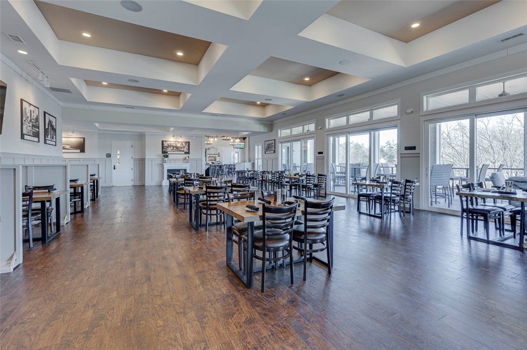 203 Snead Lane Westminster, SC 29693 - Photo 33 of 45 Spacious meeting or dining areas