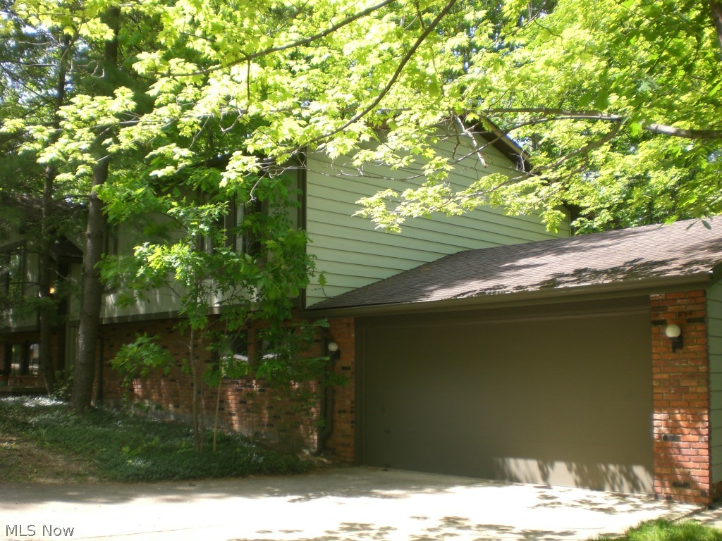 4983 Harris Road Broadview Heights, OH 44147 - Photo 3 of 25 TWO CAR ATTACHED GARAGE