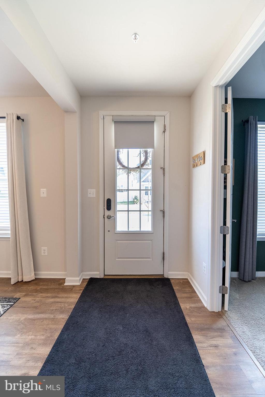 43907 Monterey Street California, MD 20619 - Photo 5 of 95 an empty room with windows