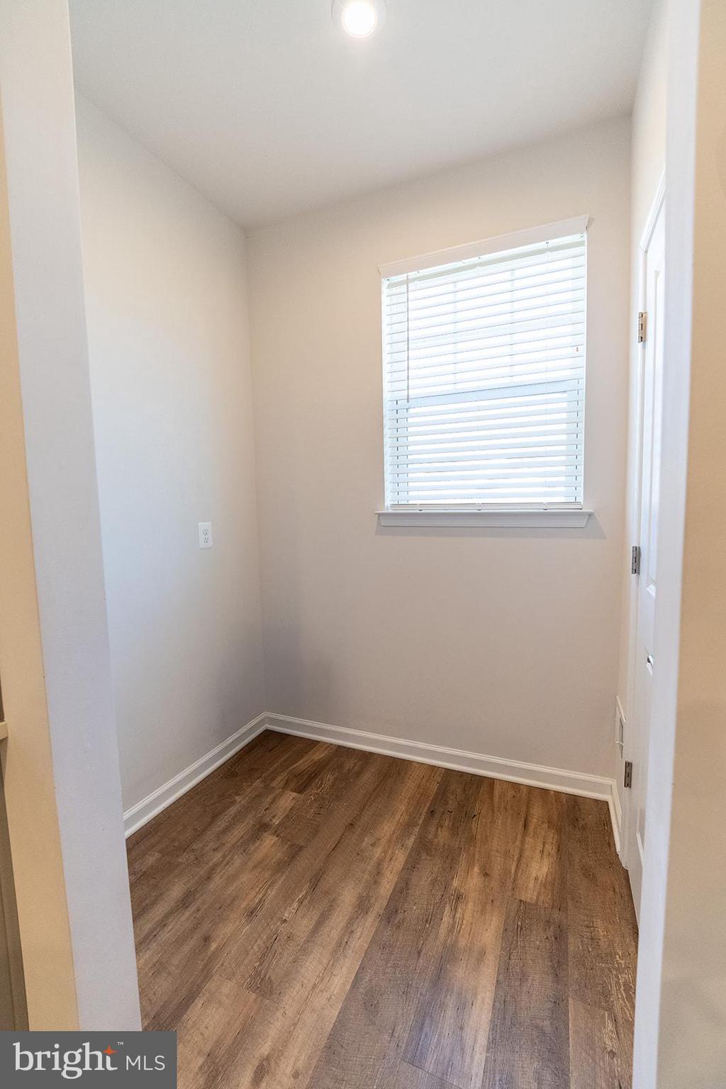 43907 Monterey Street California, MD 20619 - Photo 73 of 95 an empty room with a window