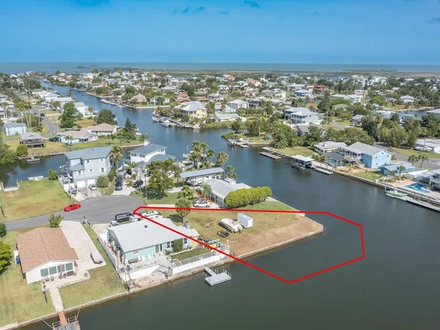 $386,000 | 4404 3rd Isle Drive, Hernando Beach, FL 34607
