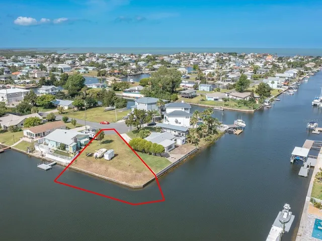 $386,000 | 4404 3rd Isle Drive, Hernando Beach, FL 34607