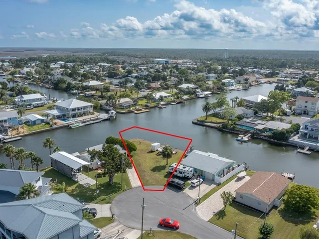 $386,000 | 4404 3rd Isle Drive, Hernando Beach, FL 34607