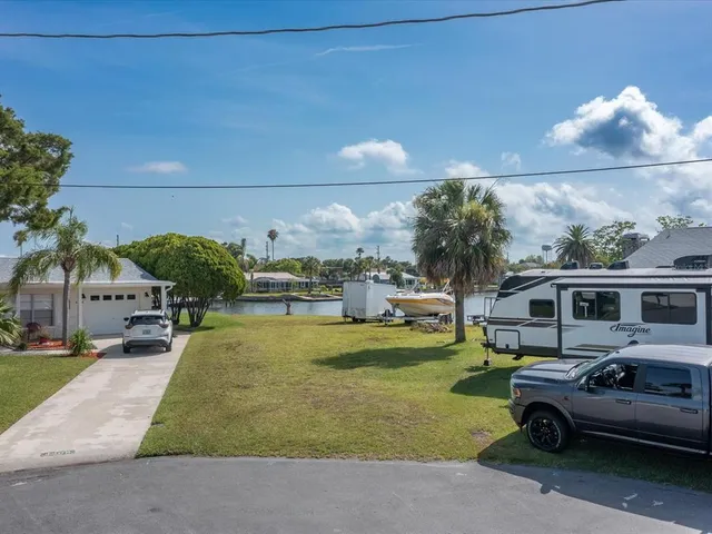 $386,000 | 4404 3rd Isle Drive, Hernando Beach, FL 34607