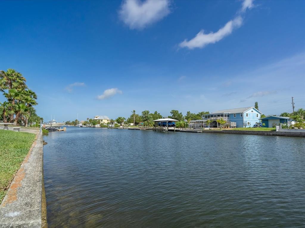 4404 3rd Isle Drive Hernando Beach, FL 34607 - Photo 7 of 28