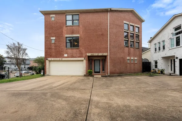 $2,100 | 9716 Linkmeadow Lane, Houston, TX 77025