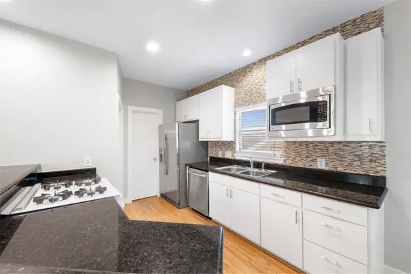 $2,100 | 9716 Linkmeadow Lane, Houston, TX 77025