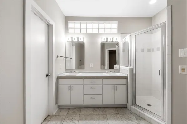 $2,100 | 9716 Linkmeadow Lane, Houston, TX 77025