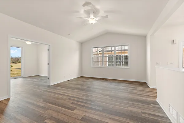 $3,500 | 64 Olympus Drive, Tinley Park, IL 60477