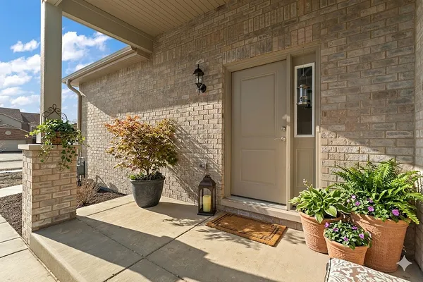 $3,500 | 64 Olympus Drive, Tinley Park, IL 60477