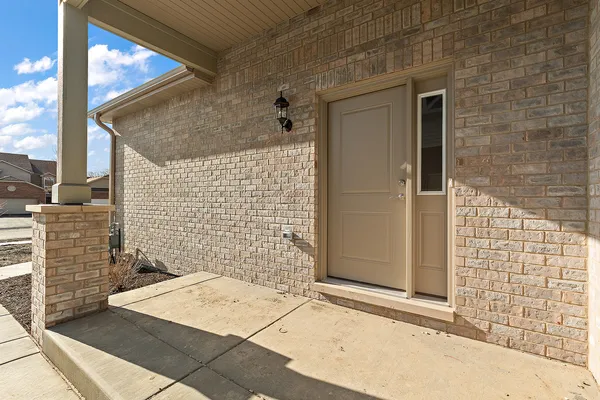 $3,500 | 64 Olympus Drive, Tinley Park, IL 60477
