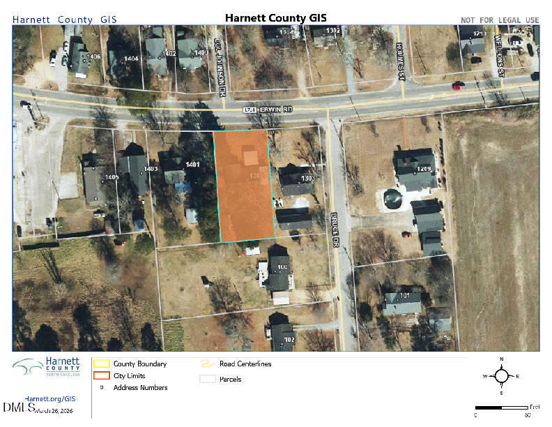 a picture of a bathroom