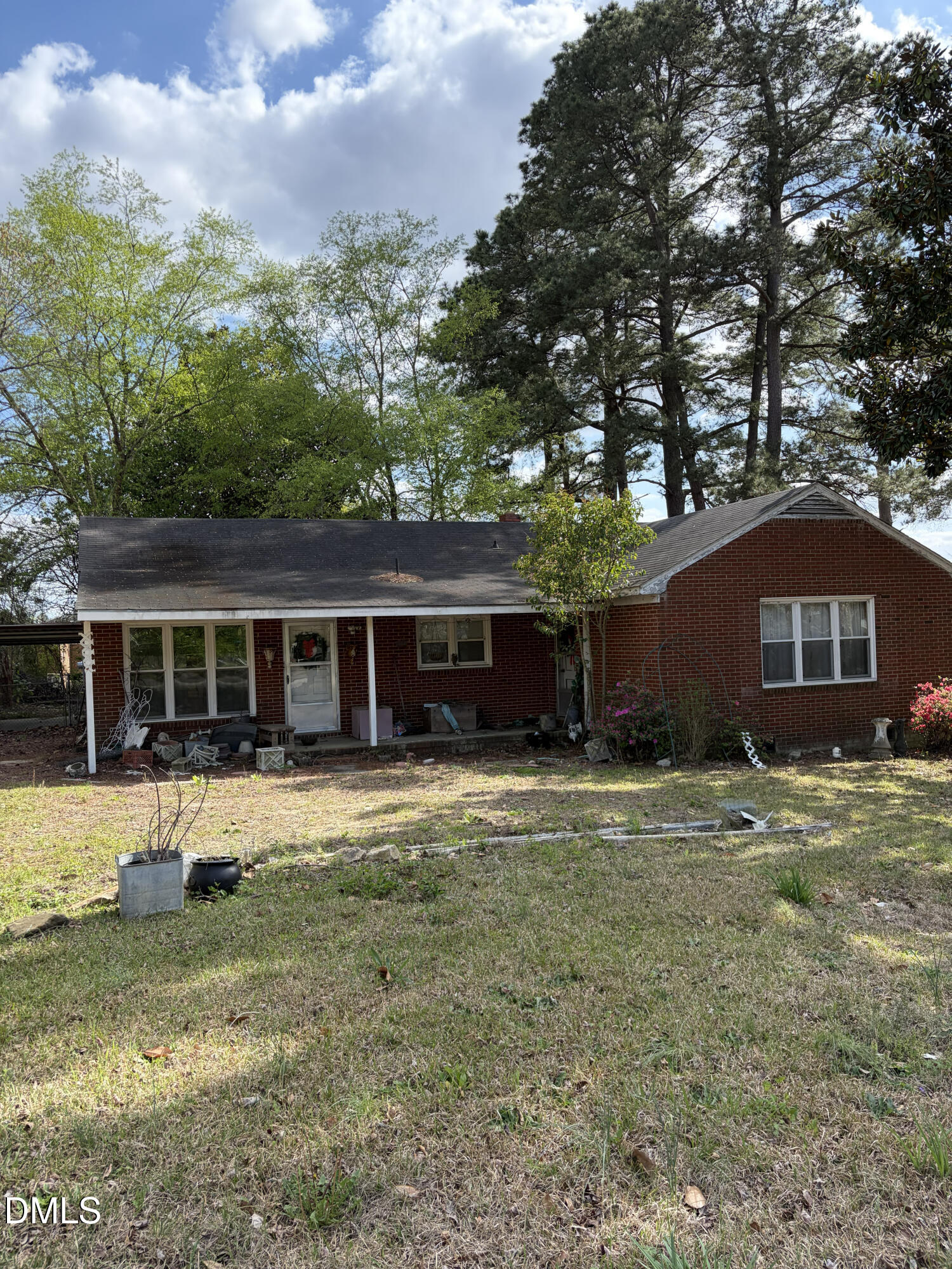 1305 Erwin Road Dunn, NC 28334 - Photo 3 of 35 IMG_2208