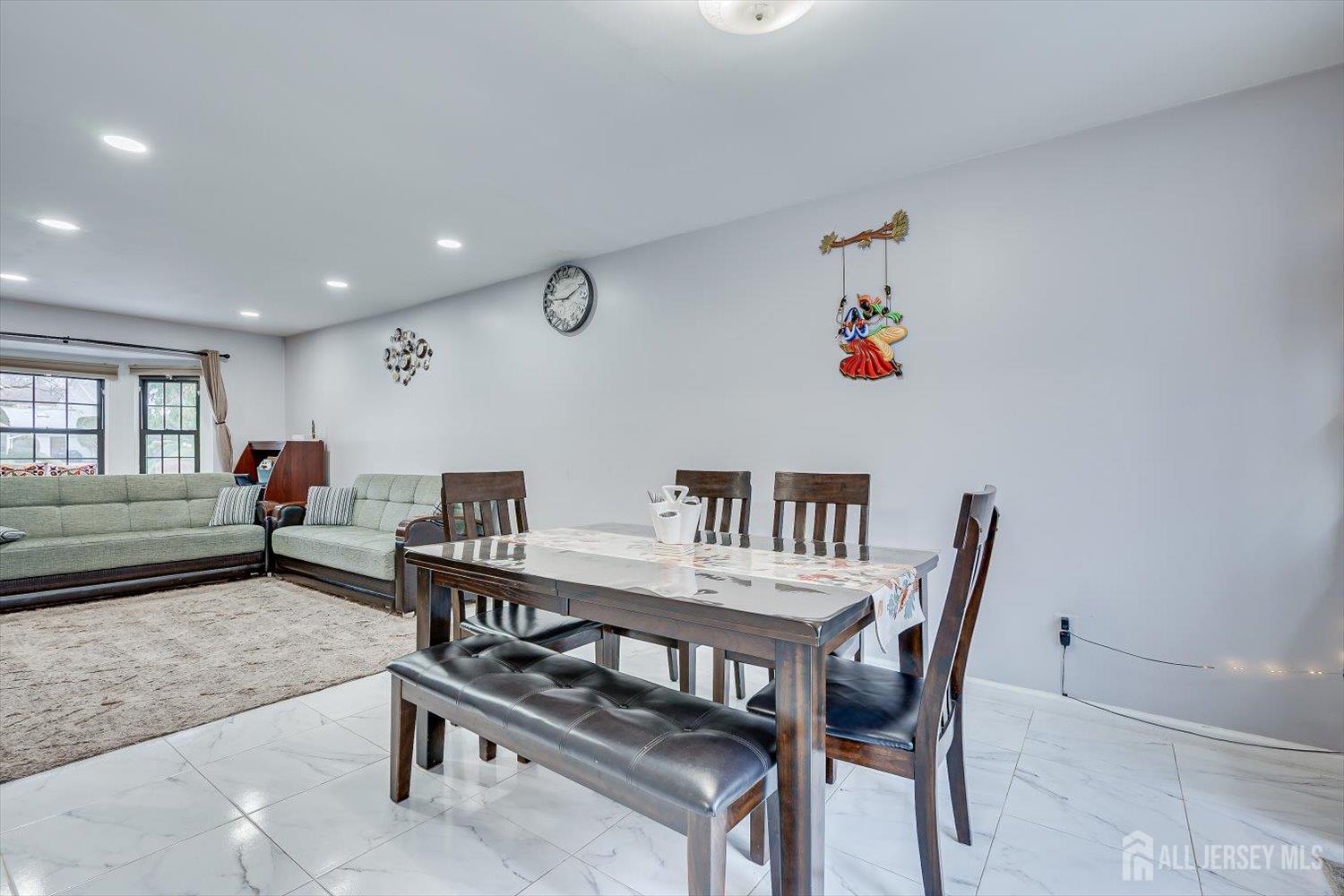 304 Maplecrest Road Edison, NJ 08820 - Photo 17 of 38