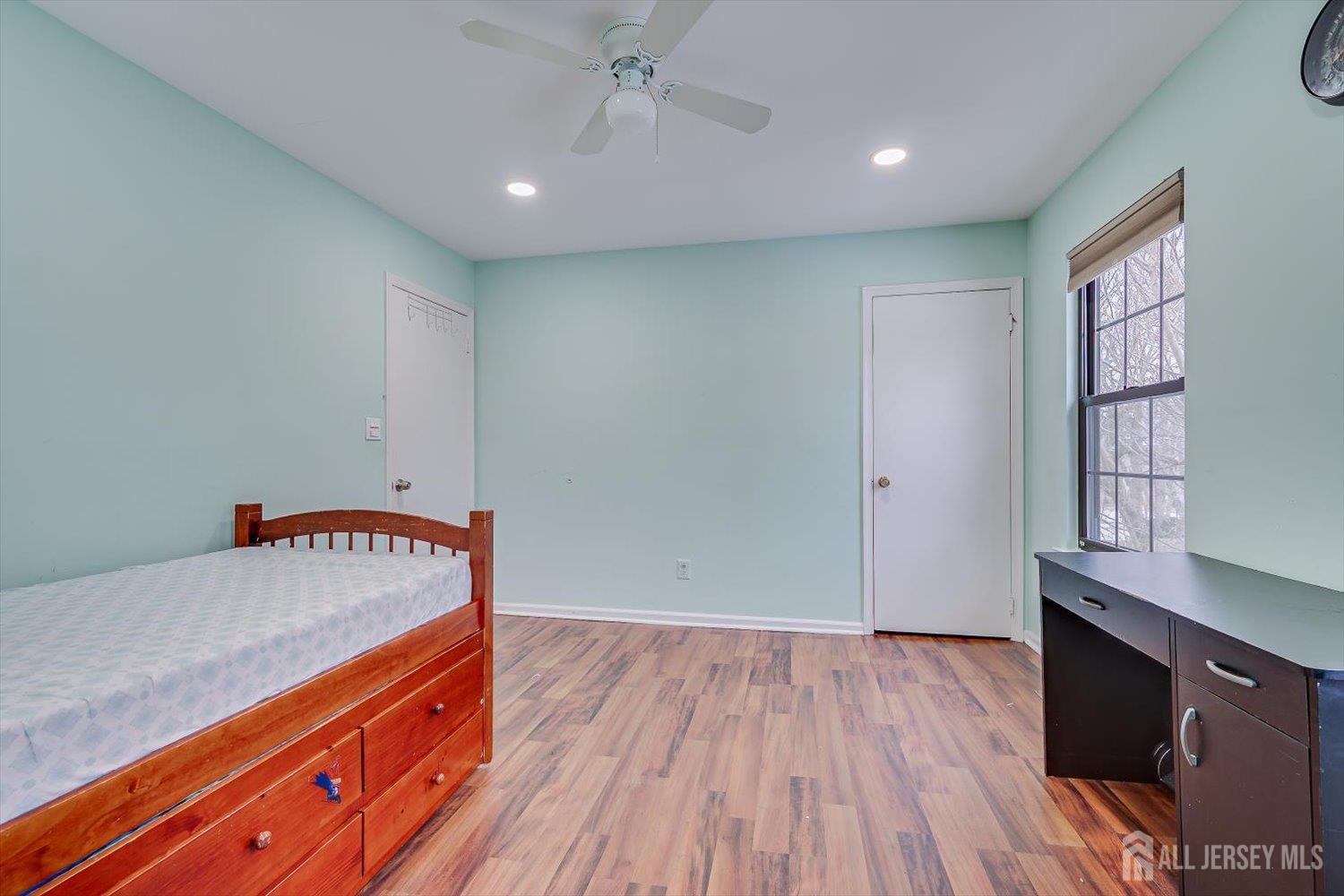 304 Maplecrest Road Edison, NJ 08820 - Photo 30 of 38