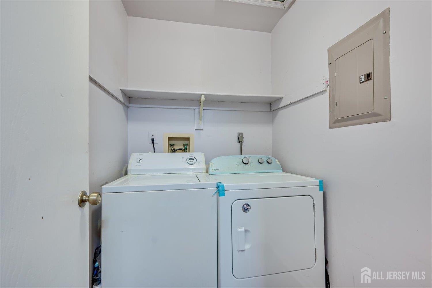 304 Maplecrest Road Edison, NJ 08820 - Photo 31 of 38