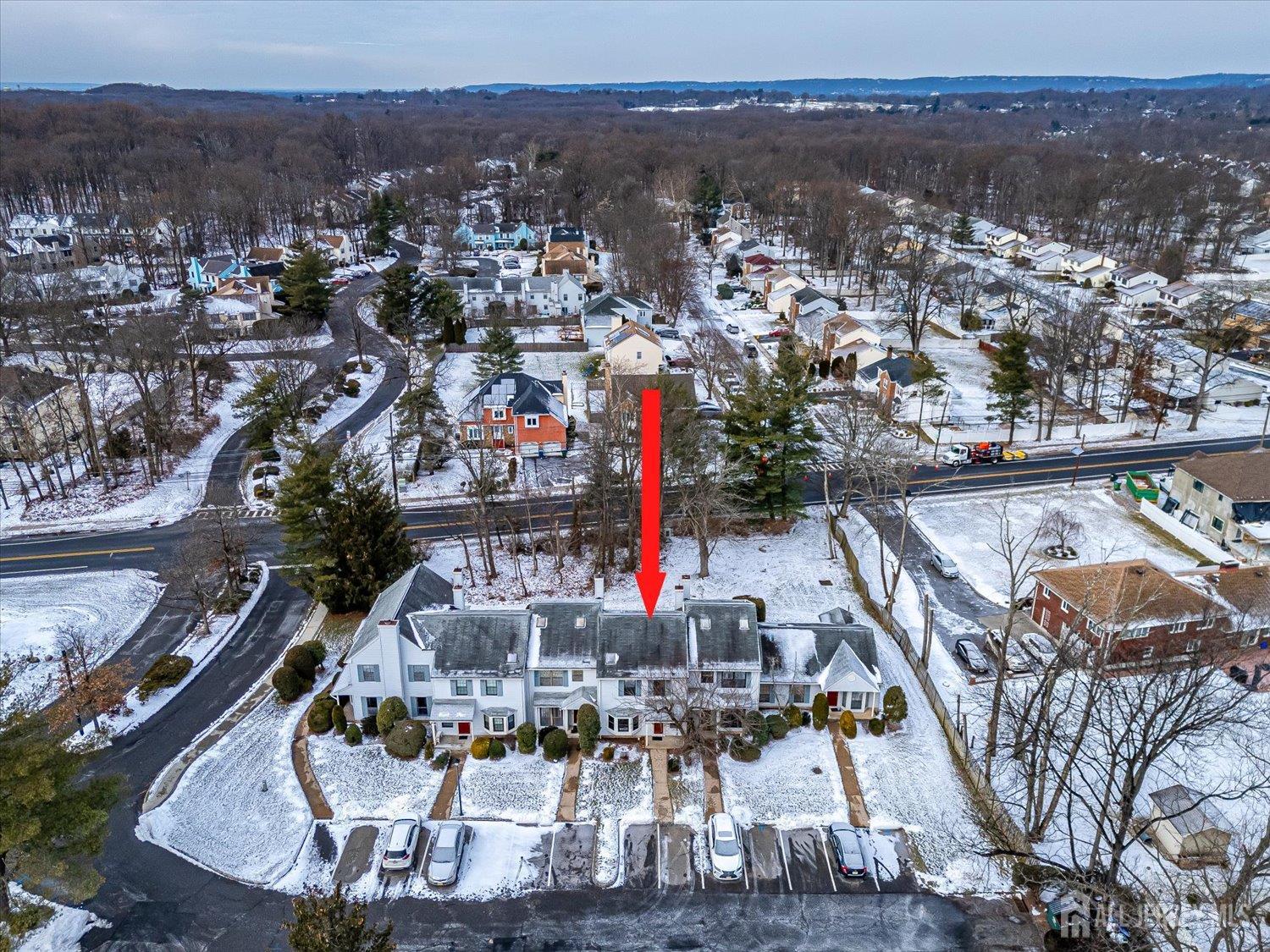 304 Maplecrest Road Edison, NJ 08820 - Photo 6 of 38