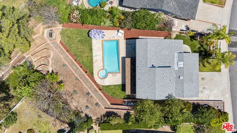 $1,049,000 | 22957 Vista Delgado Drive, Valencia, CA 91354