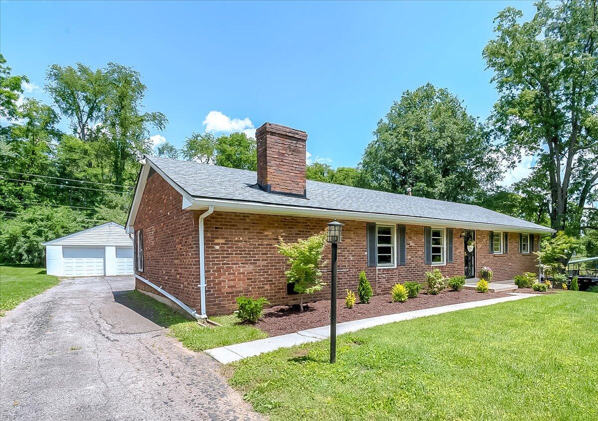 3927 Royster Road Lexington, KY 40516 - Photo 52 of 53 02-1-2