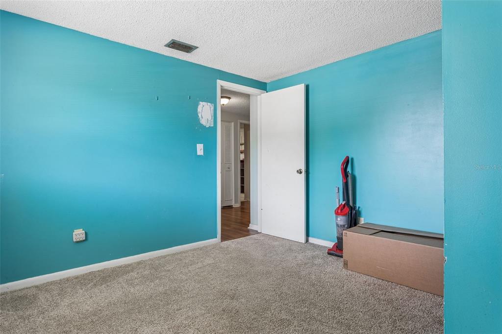 502 Avocado Circle Brandon, FL 33510 - Photo 28 of 50 a view of a room with gym equipment