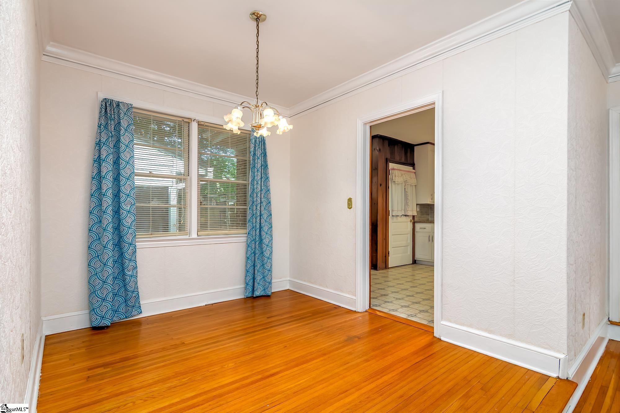 6 Nottingham Road Greenville, SC 29607 - Photo 8 of 32
