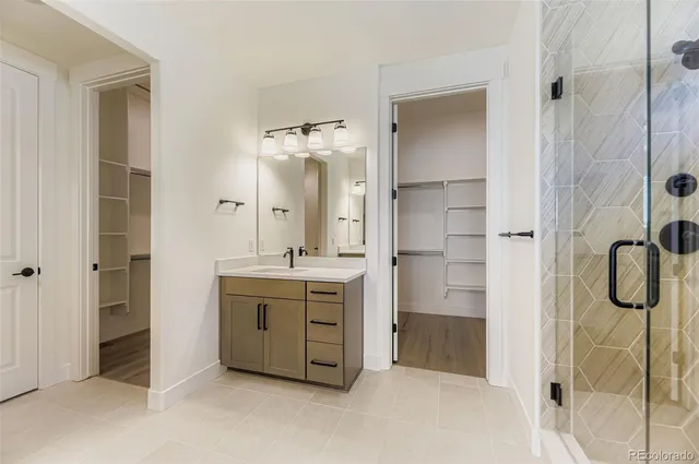 $891,071 | 9046 South Shawnee Court, Aurora, CO 80016