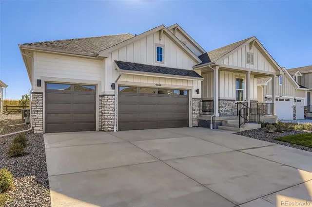 $891,071 | 9046 South Shawnee Court, Aurora, CO 80016