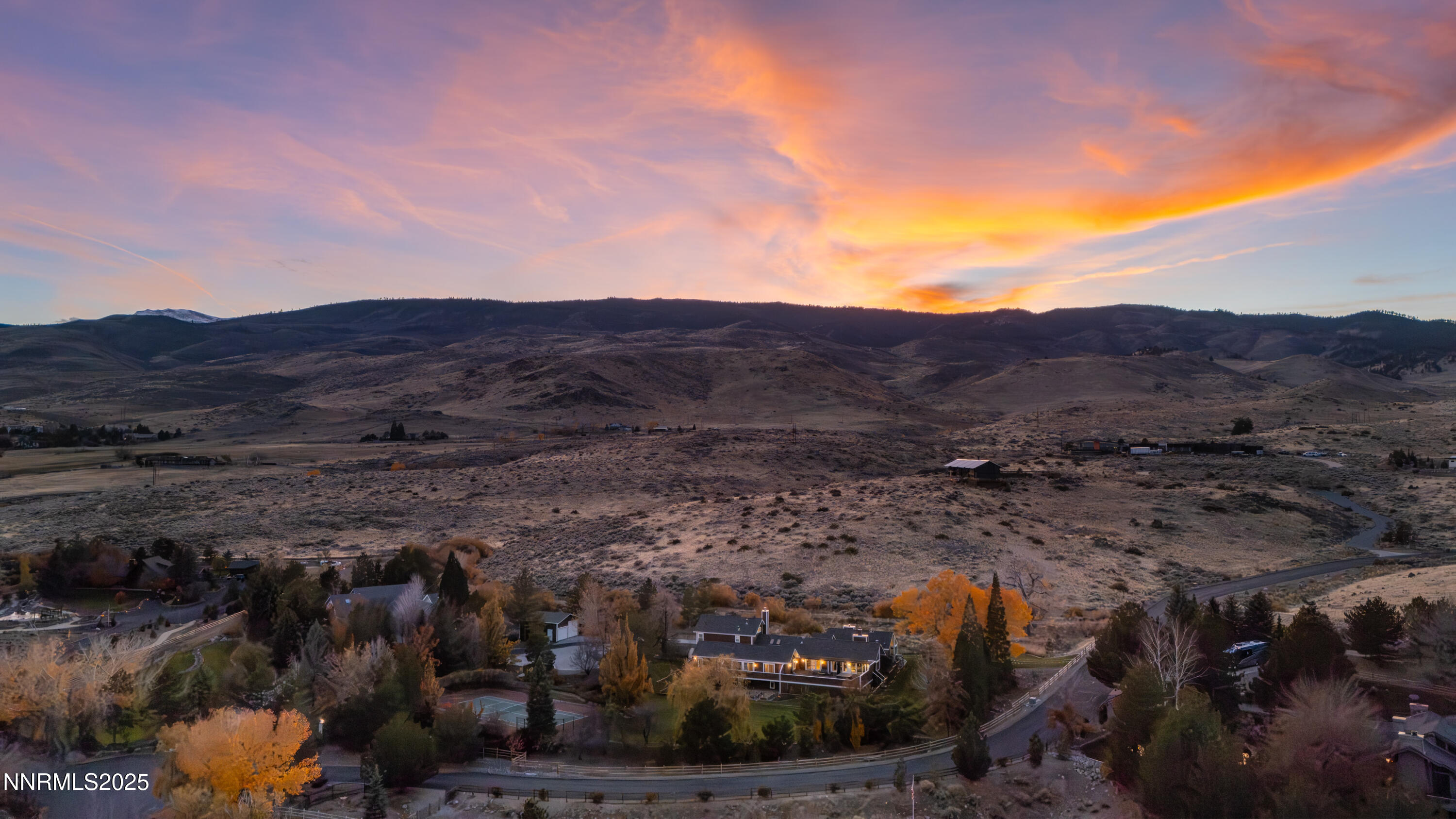 40 MacFarlane Drive Reno, NV 89511 - Photo 3 of 37 a view of city and mountain
