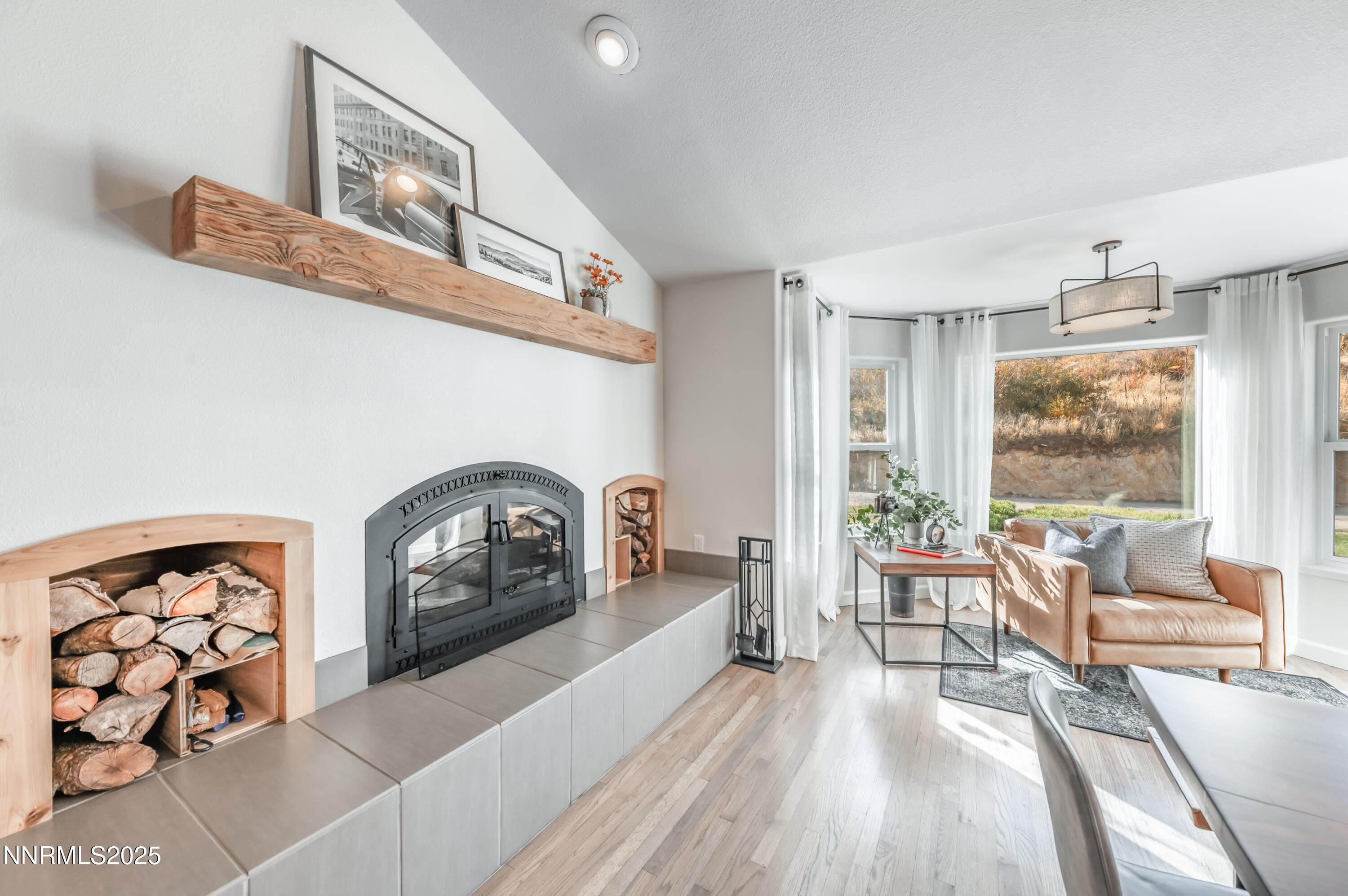40 MacFarlane Drive Reno, NV 89511 - Photo 10 of 37 a living room with furniture and a large window