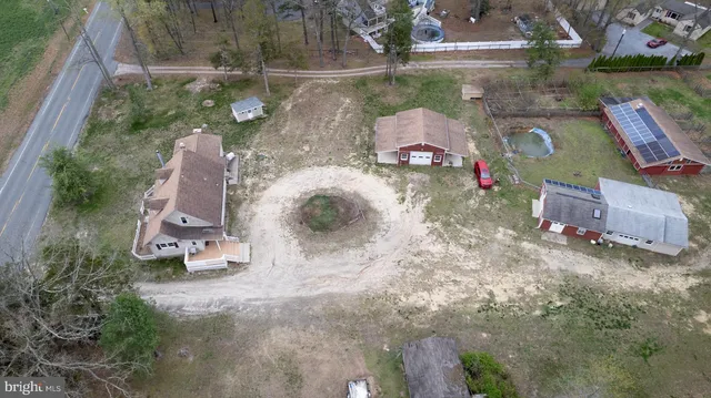a view of an outdoor space and a yard