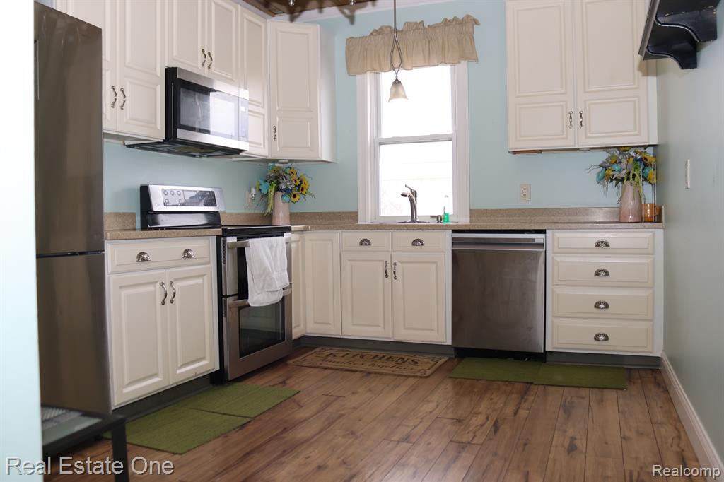 305 East Grand River Road, Unit 1 Brighton, MI 48116 - Photo 7 of 11