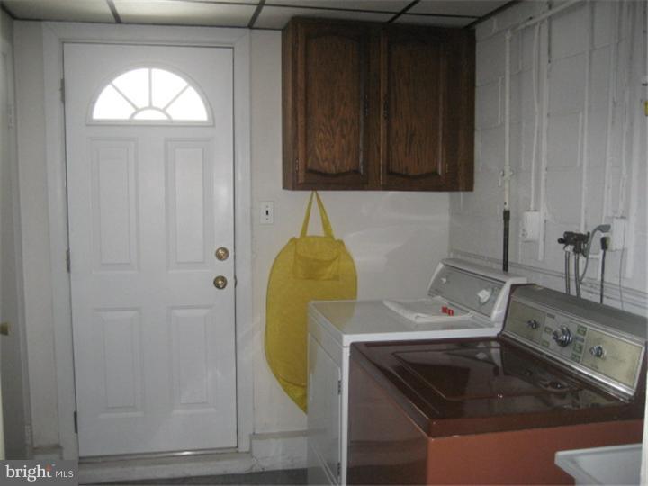 956 Marian Road Warminster, PA 18974 - Photo 13 of 15 Laundry Room
