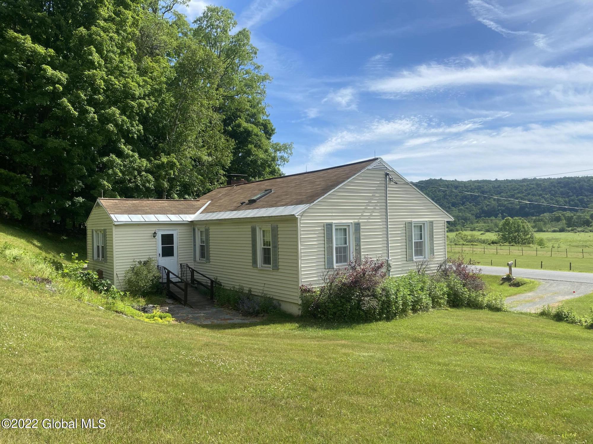 835 Turnpike Road Cambridge, NY 12816 - Photo 2 of 44 IMG_6492