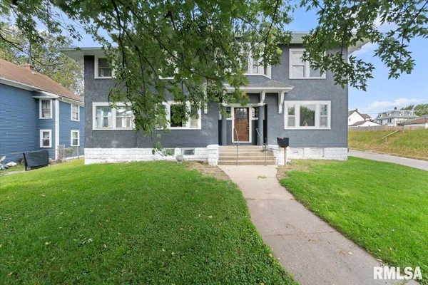 $129,900 | 1134 Tremont Avenue, Davenport, IA 52803
