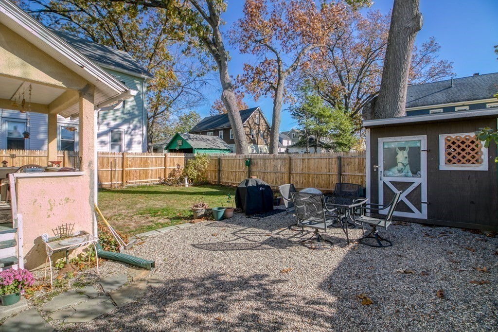 15 Washington Street Springfield, MA 01108 - Photo 20 of 21
