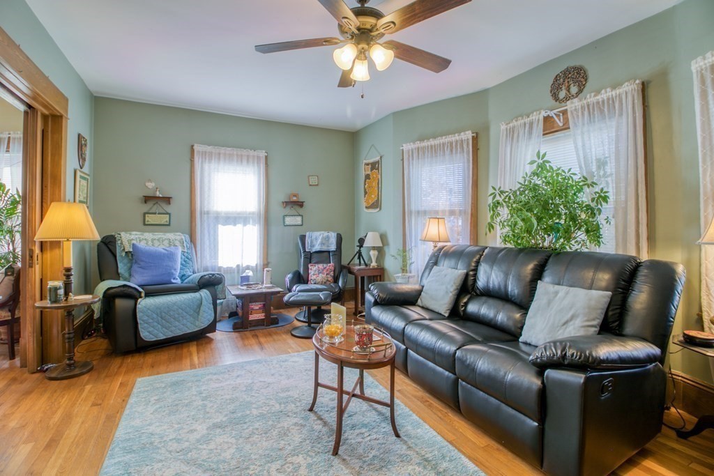 15 Washington Street Springfield, MA 01108 - Photo 9 of 21