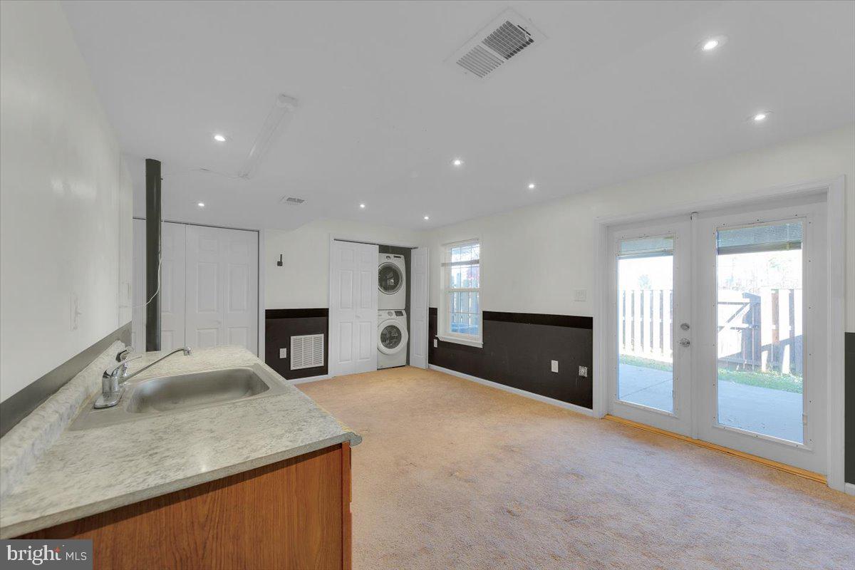 14808 Basingstoke Loop Centreville, VA 20120 - Photo 17 of 23 Basement Recreational room