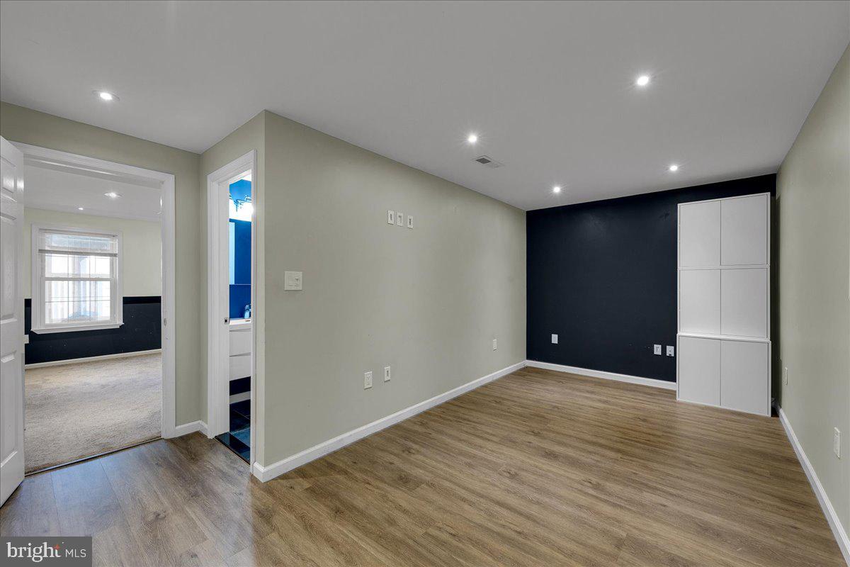 14808 Basingstoke Loop Centreville, VA 20120 - Photo 18 of 23 Full basement with extra Bonus Flex area