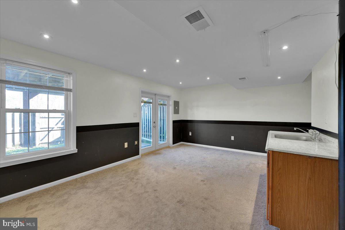 14808 Basingstoke Loop Centreville, VA 20120 - Photo 20 of 23 Basement Recreational room