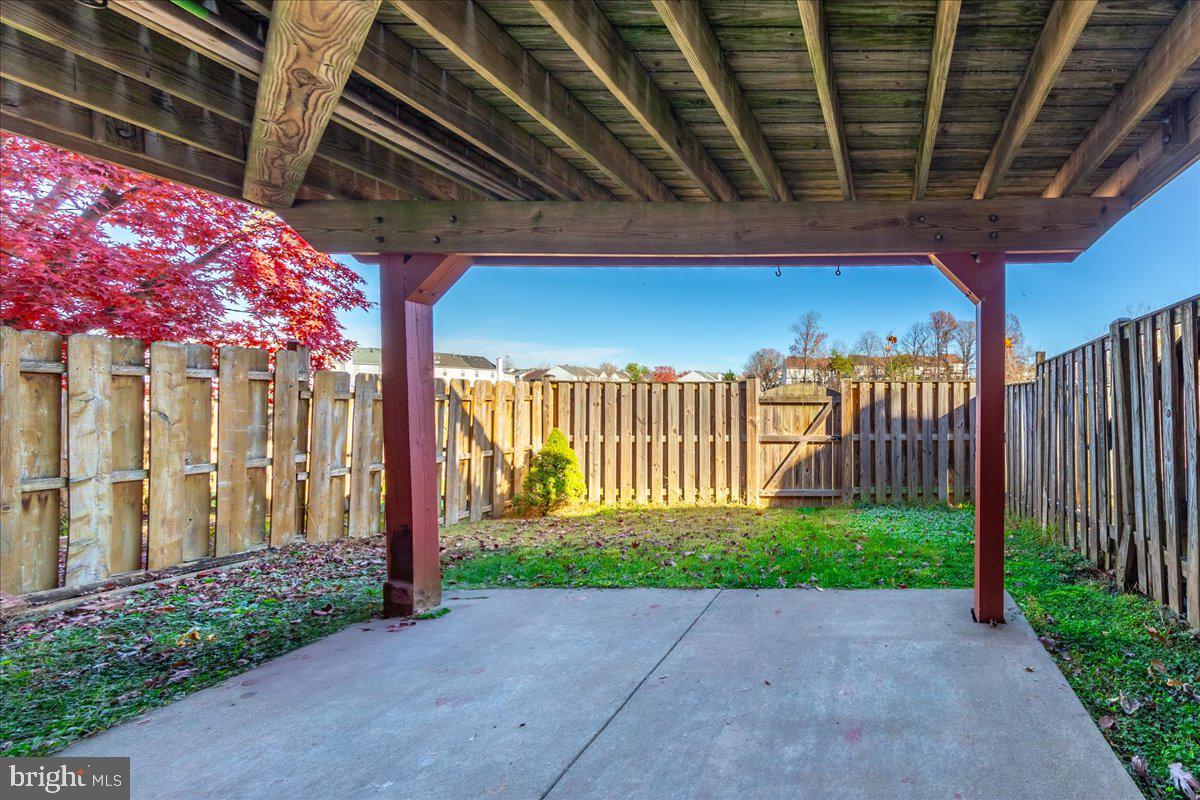 14808 Basingstoke Loop Centreville, VA 20120 - Photo 21 of 23 nice patio , fully fenced yard