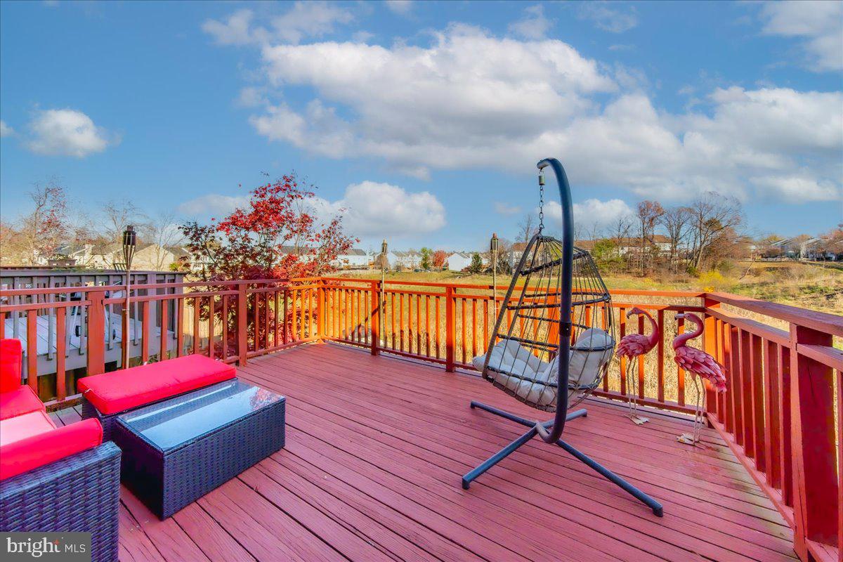 14808 Basingstoke Loop Centreville, VA 20120 - Photo 7 of 23 Gorgeous Views