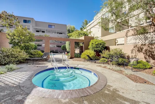 $829,888 | 1919 Alameda De Las Pulgas, Unit 38, San Mateo, CA 94403