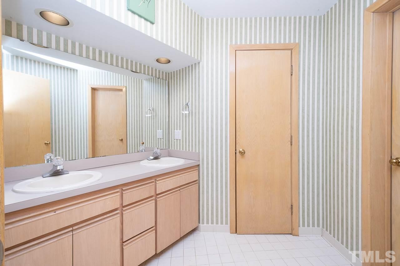 8616 Bournemouth Drive Raleigh, NC 27615 - Photo 16 of 23 Gallery Image 16