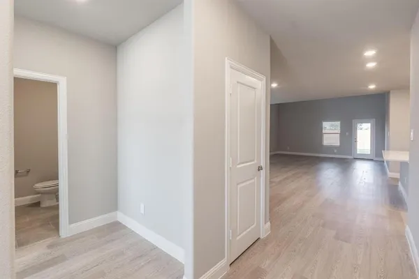 $2,995 | 909 Elijah Lane, McKinney, TX 75069