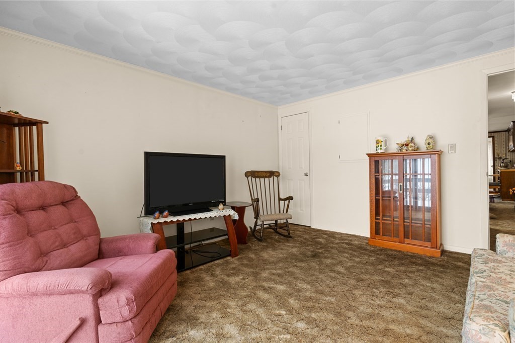 14 Castle Road Attleboro, MA 02703 - Photo 19 of 26 Gallery Image 19