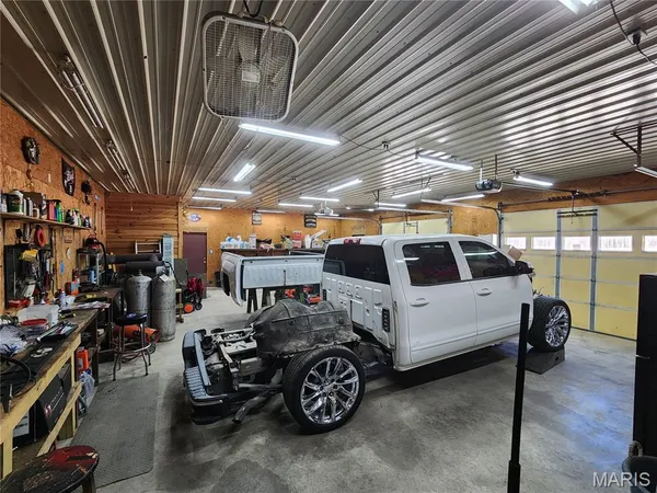 $349,900 | 960 Highway 34, Van Buren, MO 63965