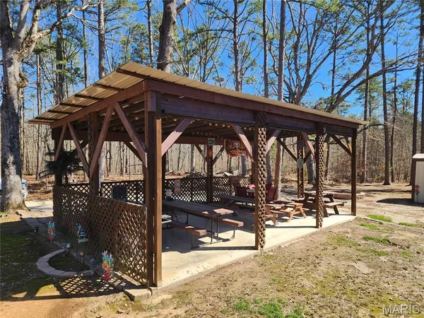 $349,900 | 960 Highway 34, Van Buren, MO 63965