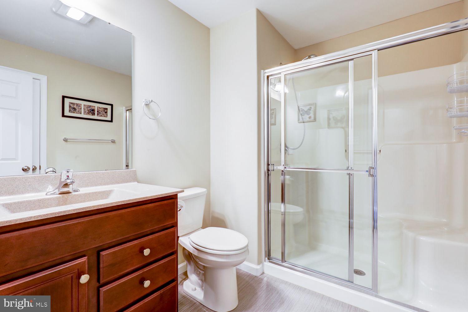57 Pleasant Road Gordonville, PA 17529 - Photo 38 of 73 Full Bathroom